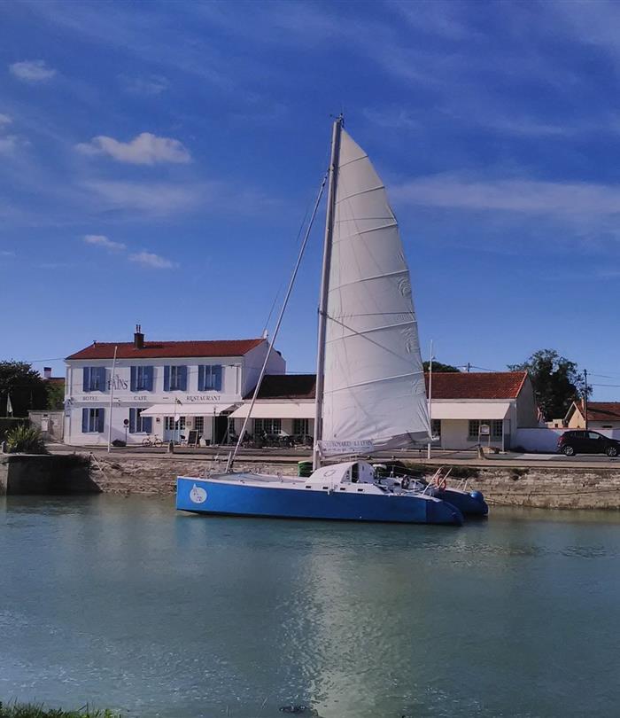 hotel des bains oleron island